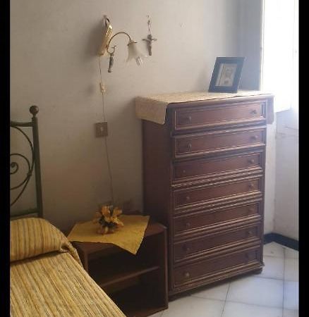 Casa Vacanze Cagliari, ภายนอก รูปภาพ