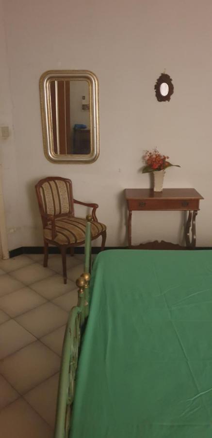 Casa Vacanze Cagliari, ภายนอก รูปภาพ